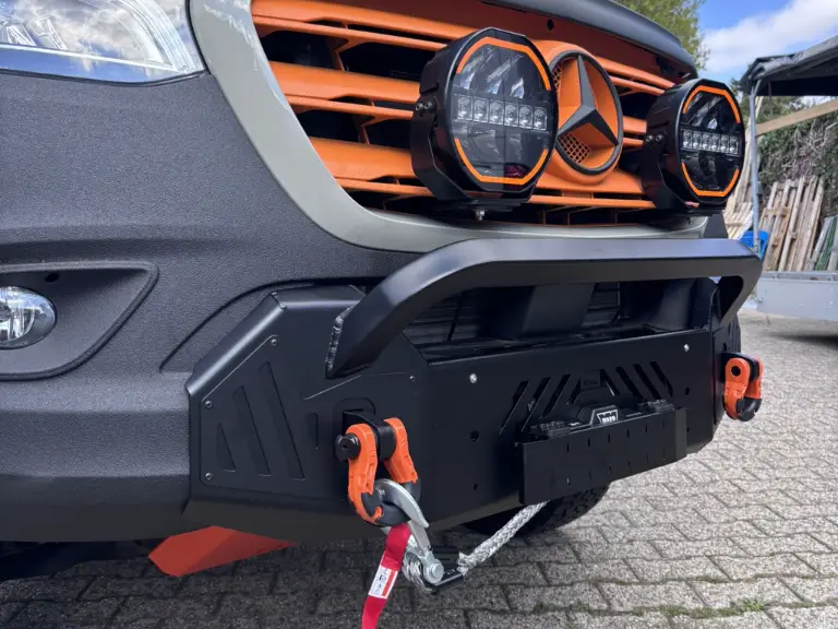 ROAL-VANS Ausbau-Zubehör am Kastenwagen
